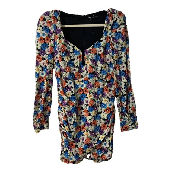Zara Dresses & Skirts - ⭐️ NWOT- Zara floral print long-sleeve mini dress- size XS